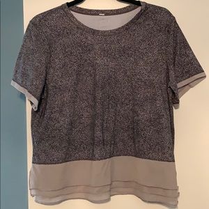 Lululemon short sleeve shirt